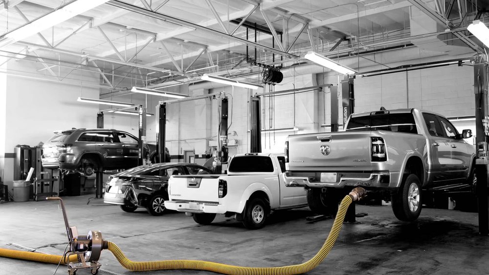 FumeCaddie™ - Portable Exhaust Extractor Unit - Car Repair - Exhaust extraction